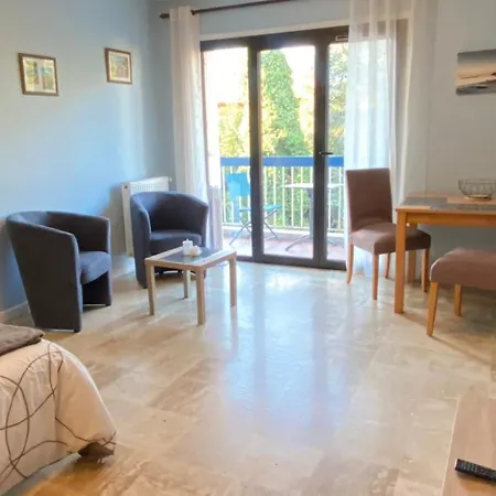 Apartamento Proche De La Avec Parking